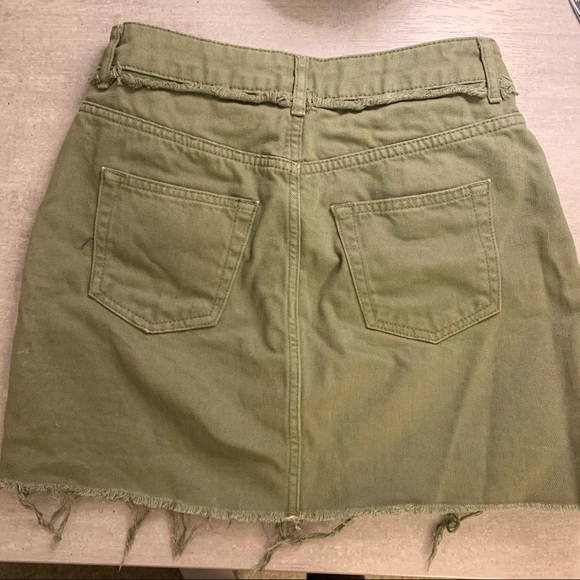 TOPSHOP Moto Denim Skirt - Picture 3 of 3